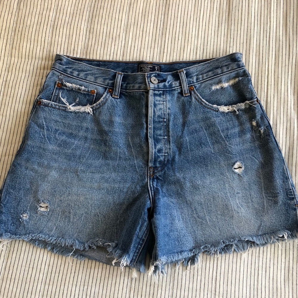 Abercrombie high waisted mom shorts